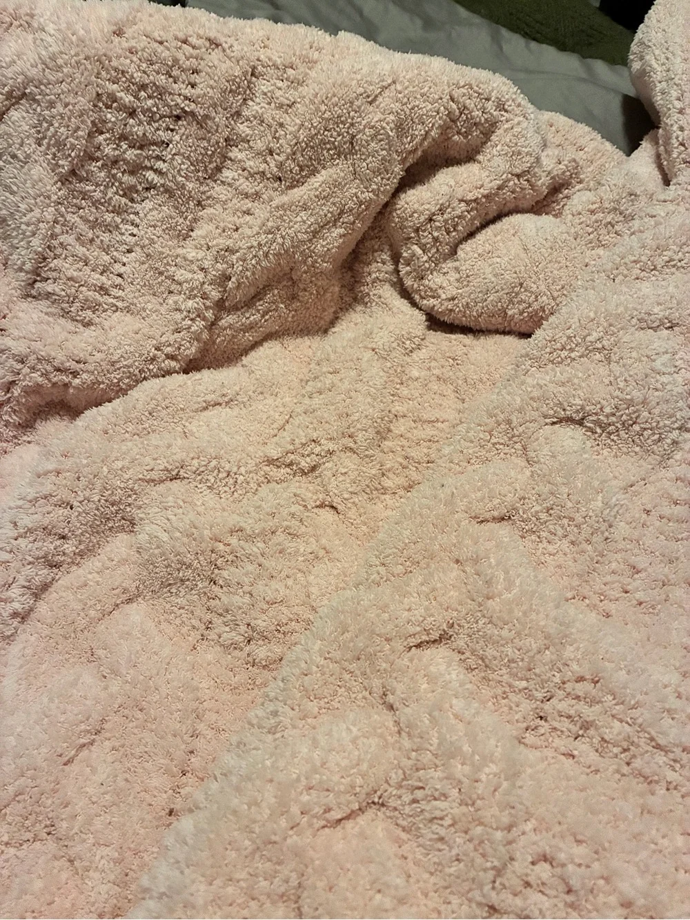 Peace Love World  Pom-Pom throw blanket in Light Pink